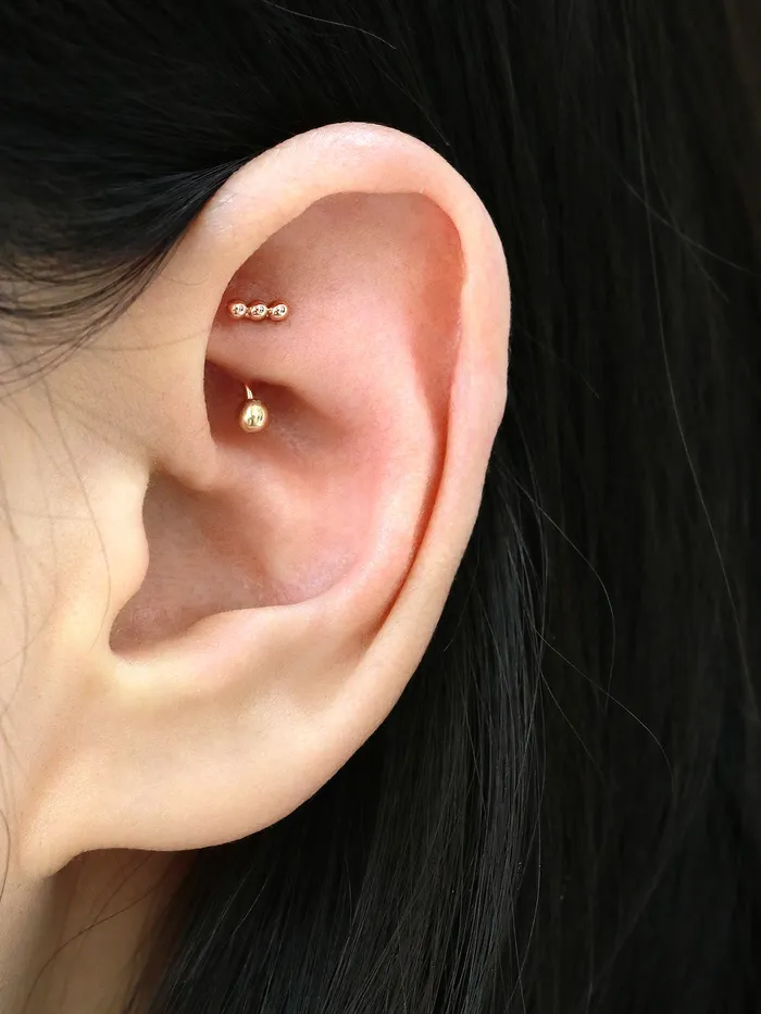 MinimalBijoux PreStyled Sets 14K gold Triangle Ball Rook Piercing 18g16g