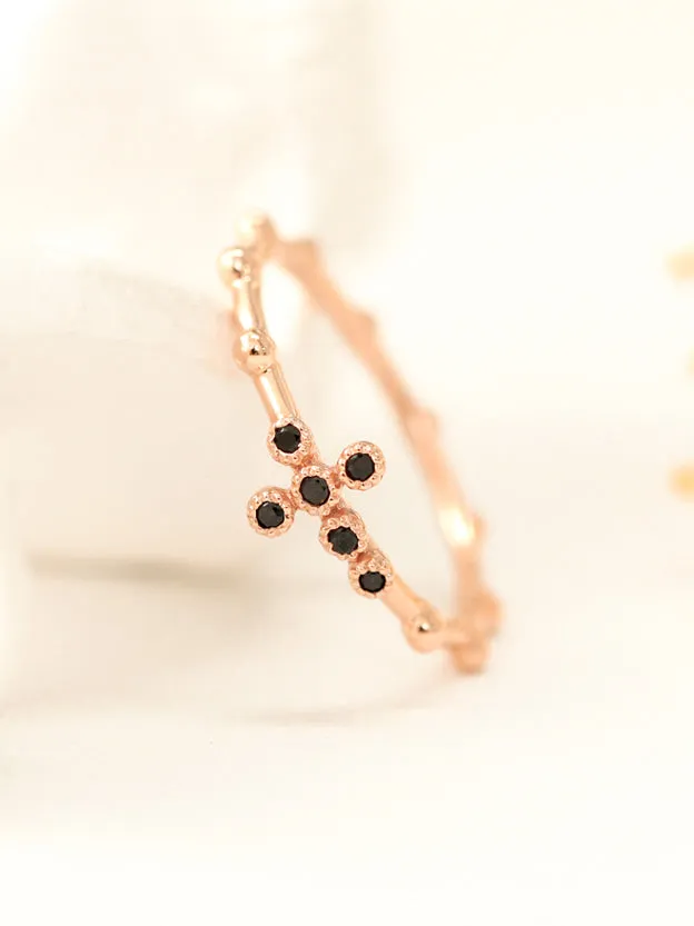 MinimalBijoux Rings 14K 18K Gold Cross Onyx Ring