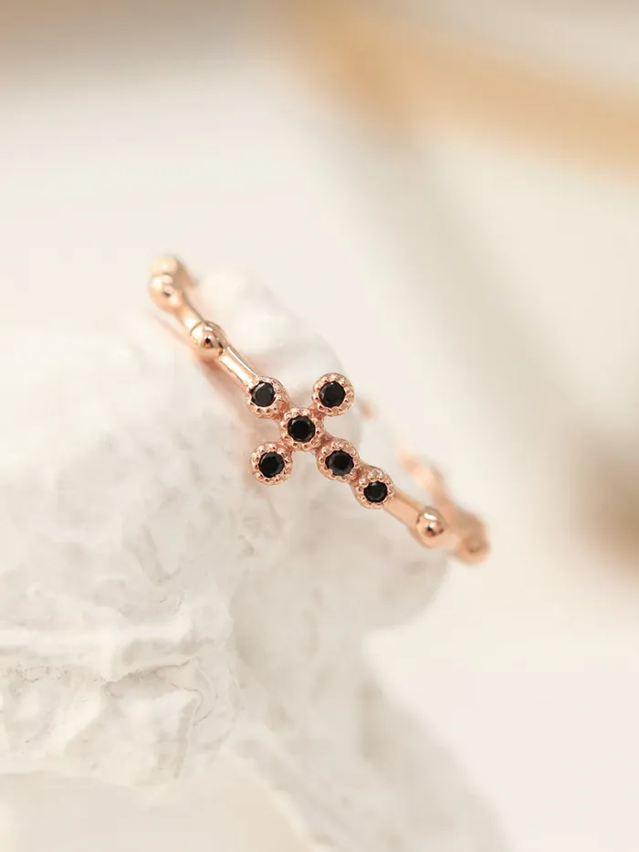 MinimalBijoux Rings 14K 18K Gold Cross Onyx Ring