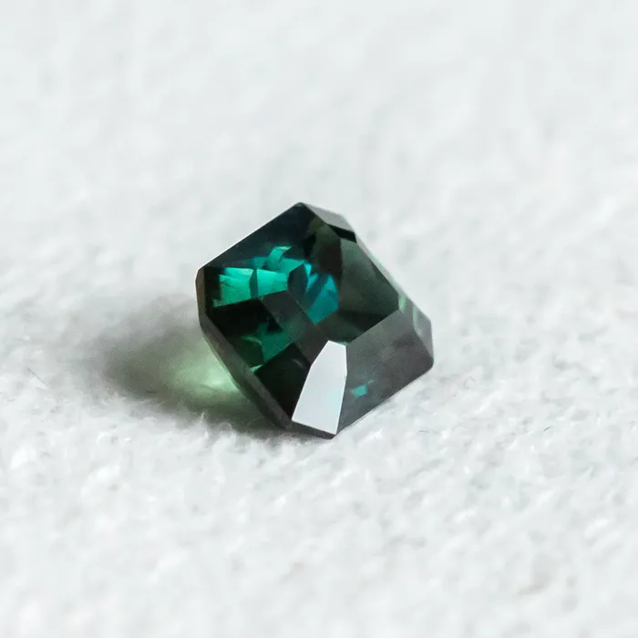 Nashan Rings 239CT RADIANT CUT MADAGASCAR SAPPHIRE DEEP TEAL 780X675X478MM