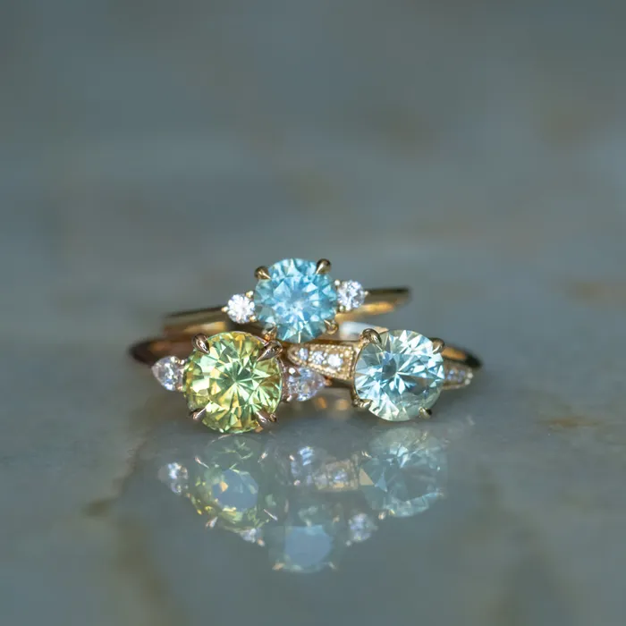 Rings 266ct Parti Madagascar Sapphire and Diamond Three Stone Ring in 14K Rose Gold JEWELMINE GEMS