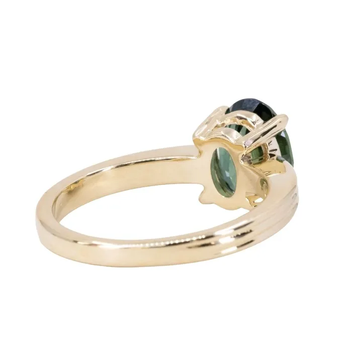 Rings Nashan 359ct Oval Deep Teal Madagascar Sapphire Low Profile TriBand Three Winds 4 Prong Solitaire in 14k Yellow Gold