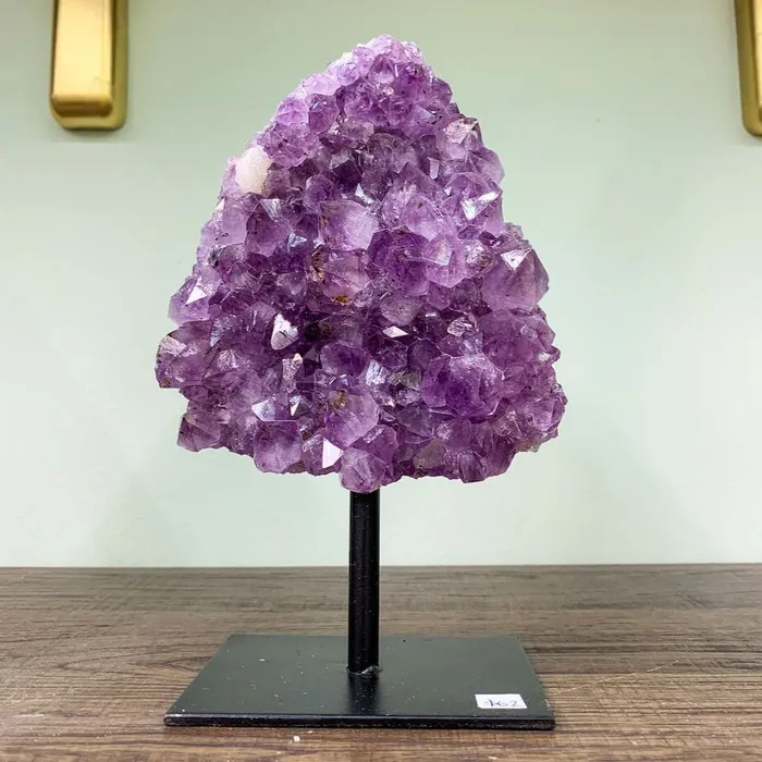Charm Necklaces Magic Crystals Druzy Amethyst Cluster on A Stand C