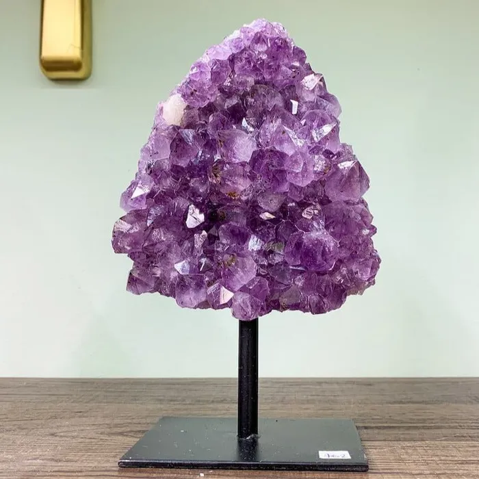 Charm Necklaces Magic Crystals Druzy Amethyst Cluster on A Stand C