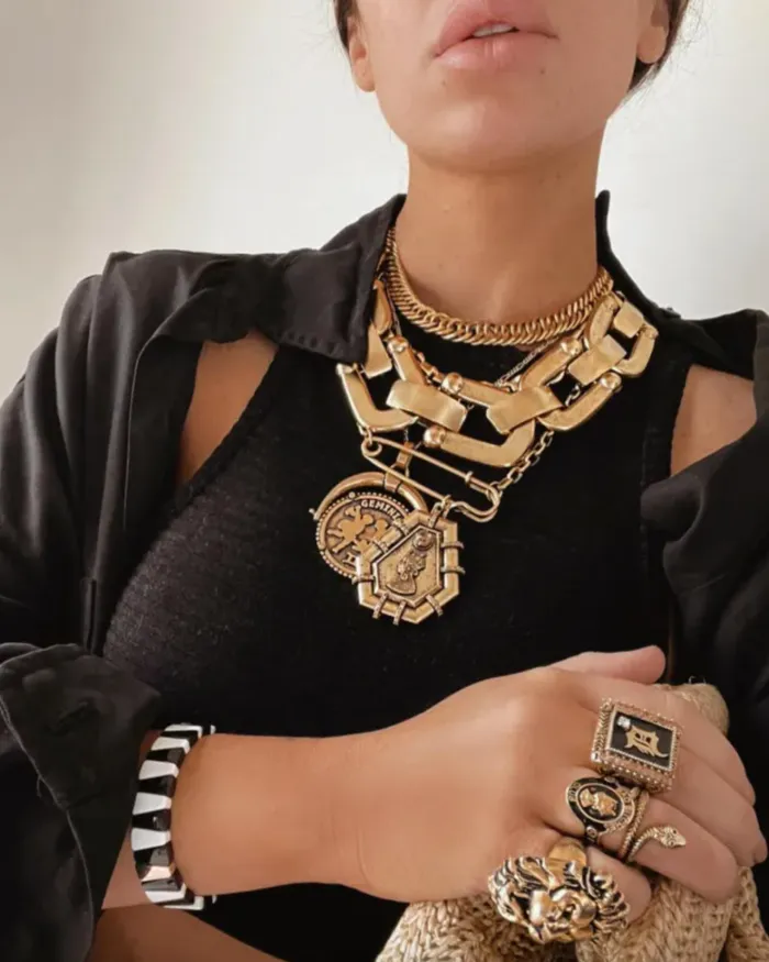 charms Charm Necklaces Queen Charm
