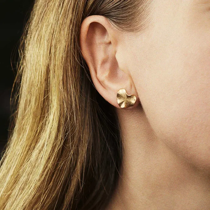 Design Anu Kaartinen Earrings Hauru Heart earrings