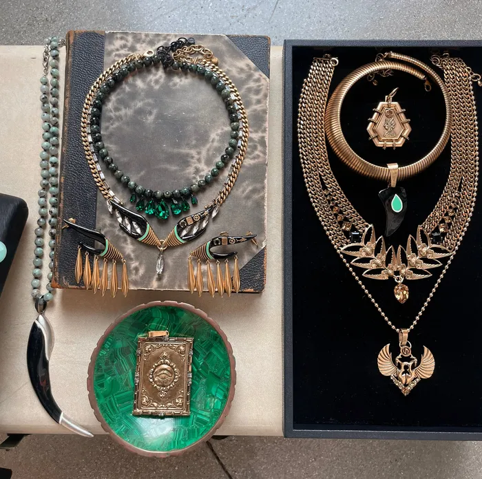 Holiday 2024 Necklaces Noa Necklace Holiday 2024 Necklaces Noa Necklace