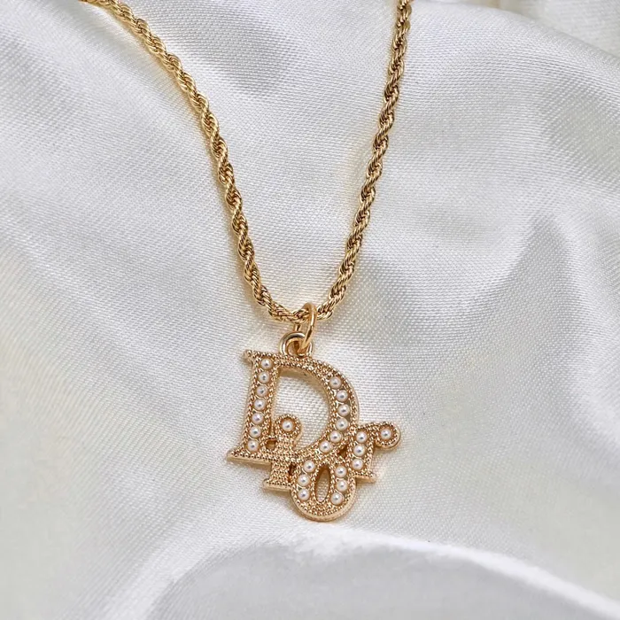 Reluxe Vintage Dior Pearl Rope Chain Necklace Necklaces