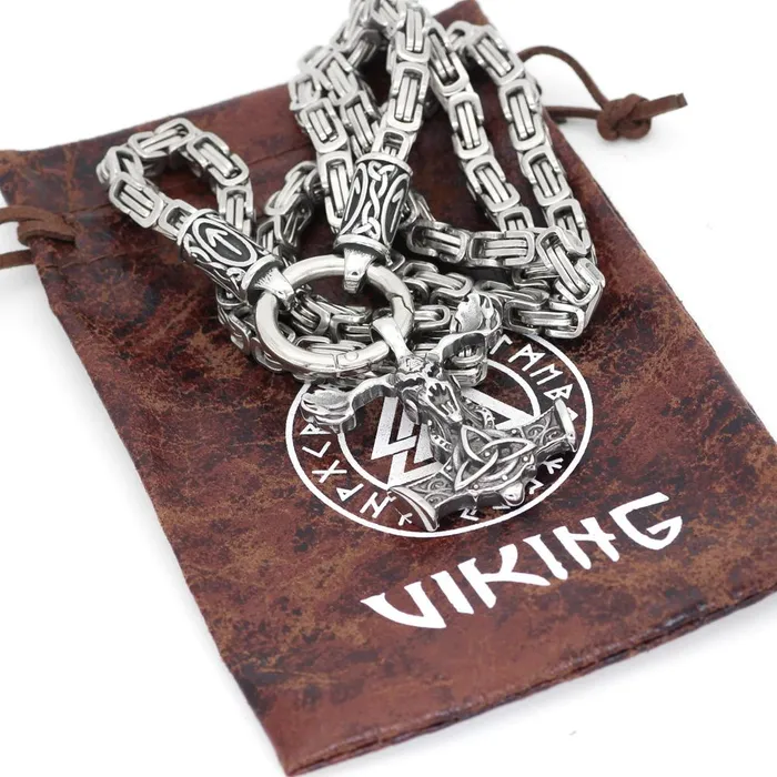VikingStore Necklaces King Chain Featuring Runes With Sleipnir Pendant